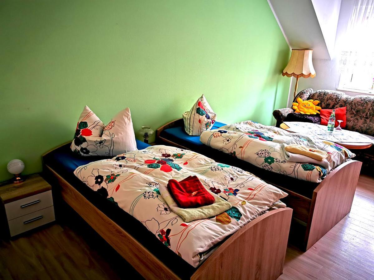 ארפורט Gaestehaus Remde מראה חיצוני תמונה