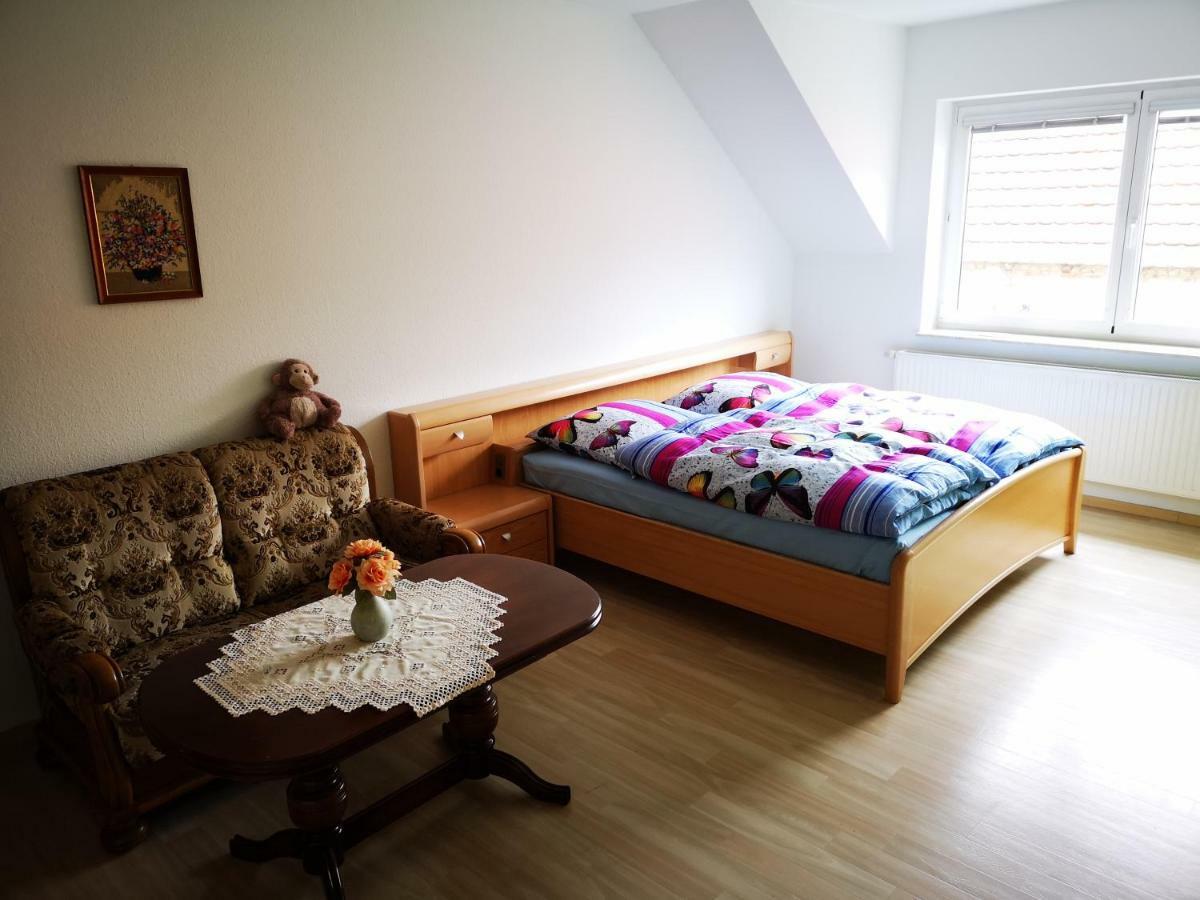 ארפורט Gaestehaus Remde מראה חיצוני תמונה
