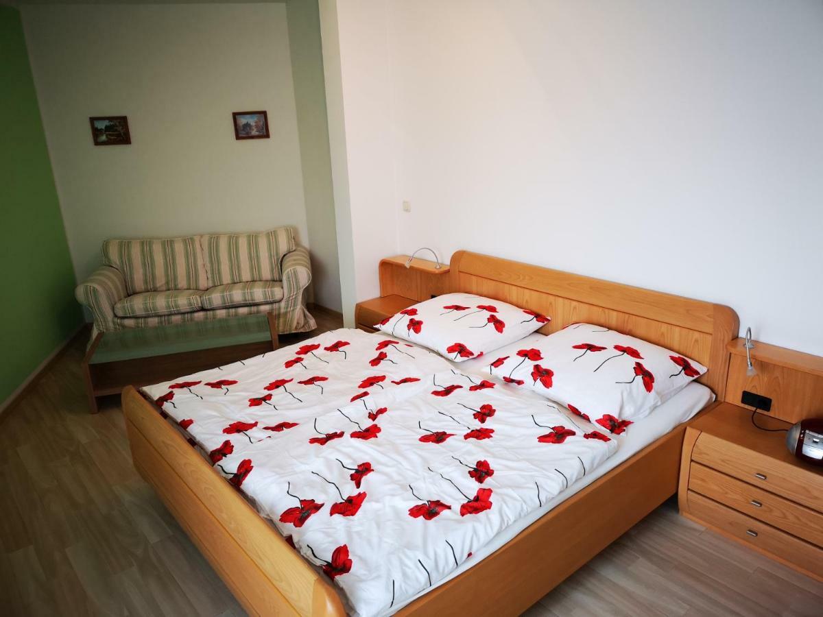 ארפורט Gaestehaus Remde מראה חיצוני תמונה